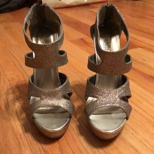 SPARKLY HEELS